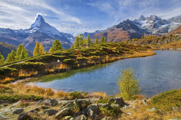 Leisee below the Sunnegga with Matterhorn 4478m and Zinalrothorn 4221m in autumn, Zermatt, Mattertal, Valais, Switzerland
