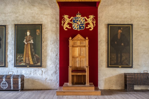 Trone room in Kalmar slott castle in Sweden. Kalmar Castle was build in the 12th century. It was here that the Kalmar Union was signed in 1397. During the 16th century and the time of the Vasa kings the castle acquired its current design. Kalmar, Småland, Sweden, Scandinavia