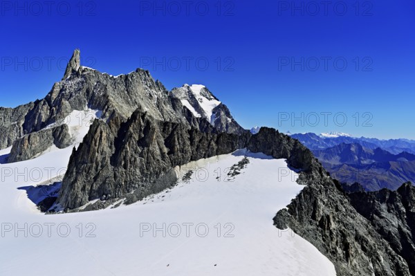 View of the Glacier du Géant from the Télécabine Panorama Railway, behind the Dente del Gigante, Chamonix-Mont-Blanc, Haute-Savoie, France