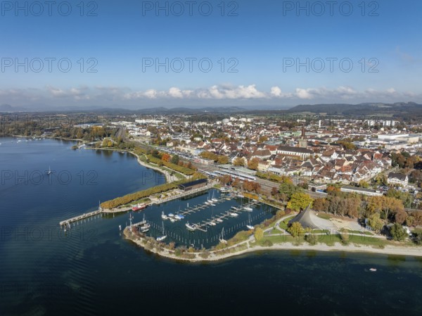 Aerial view of the town of Radolfzell on Lake Constance with the Wäschbruckhafen, harbour pier and concert sail, on the horizon the Hegauberge, district of Konstanz, Baden-Württemberg, Germany