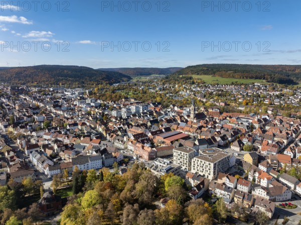 Aerial view of the city of Tuttlingen, residential buildings, residential areas, real estate surrounded by autumn vegetation, Tuttlingen district, Black Forest, Baar, Heuberg, Baden-Württemberg, Germany