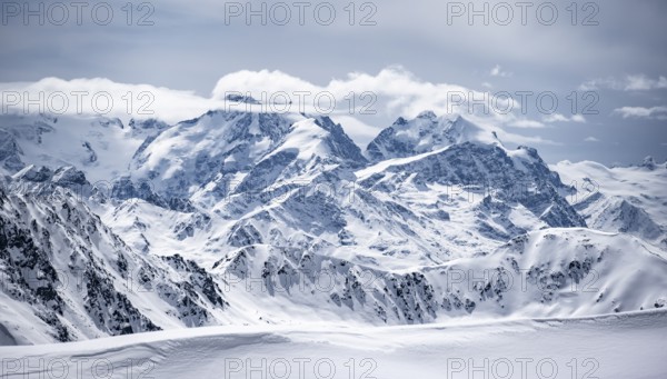 View of mountain panorama with mountain peaks of the Bernina Group, mountain scenery in winter, Bündner Haute Route, Albula Alps, Rhaetian Alps, Grisons, Switzerland