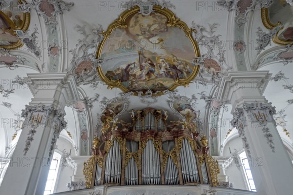 St. George and James Catholic Church, interior view, ceiling frescoes and organ, Isny, Allgäu, Baden-Württemberg, Germany
