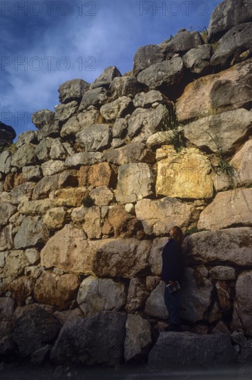 Huge wall, visitor, archaeological site, UNESCO World Heritage Site, Mycenae, Mycenae, important city in pre-classical times, Peloponnese, peninsula, Greece