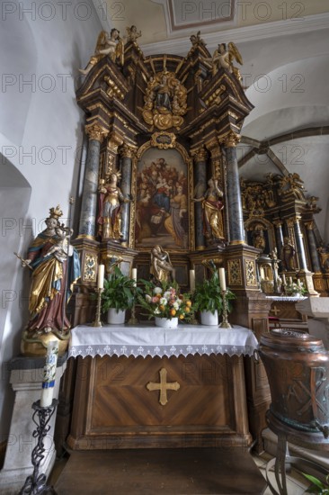 Baroque side altar, created 1726 to 1727, Nativity Church, fortified church, third largest fortified church in Germany, Hannberg, Middle Franconia, Bavaria, Germany