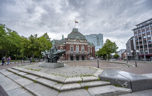 Laeiszhalle concert hall on Johannes-Brahms-Platz with sculpture Homage to Brahms, Hamburg, Germany