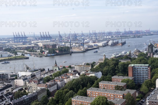 City view, view of the Elbe with St. Pauli Landungsbrücken and Hamburg harbour, from the tower of St. Michael's Church, Hamburg, Germany