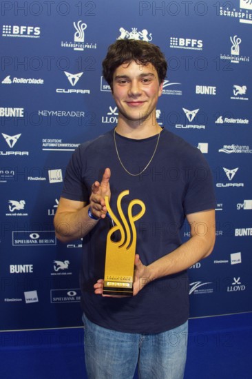 Carlo Krammling - Best Young Actor Award, DEUTSCHER SCHAUSPIELPREIS 2025, Red Carpet at PULLMAN BERLIN SCHWEIZERHOF, Berlin, 09.10.2025