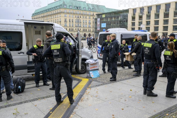 Arrest of New Generation activists on Pariser Platz after symbolic house search at the Stiftung Familienunternehmen und Politik, Berlin, 10 October 2025
