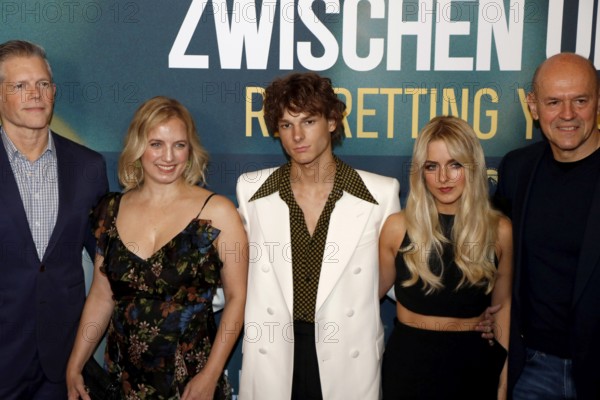 Director Josh Boone, producer Flavia Viotti, Mason Thames, Mckenna Grace and Robert Kulzer at a fan event for All das Ungesagte zwischen uns - Regretting You at the Zoo Palast in Berlin on 12 October 2025