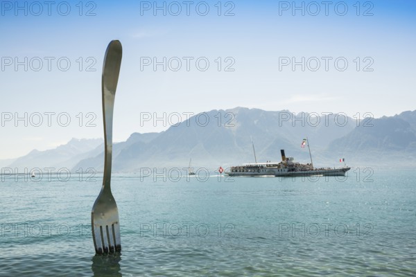 La Fourchette, the fork, sculpture by Jean-Pierre Zaugg, Vevey, Lake Geneva, Lac Léman, Canton of Vaud, Switzerland