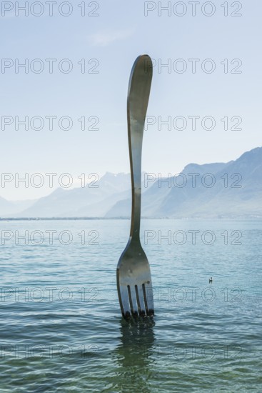 La Fourchette, the fork, sculpture by Jean-Pierre Zaugg, Vevey, Lake Geneva, Lac Léman, Canton of Vaud, Switzerland