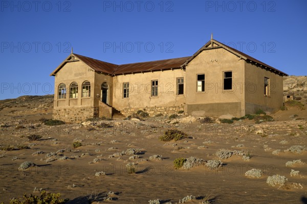 Doctor's house, Kolmanskop, near Lüderitz, Karas Region, Namibia
