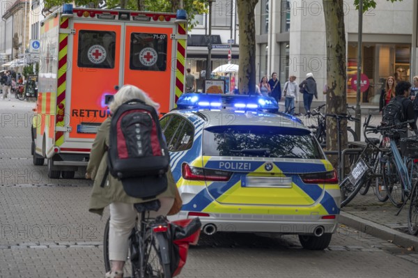 Emergency services and police on duty in the pedestrian zone, Erlangen, Middle Franconia, Bavaria, Germany