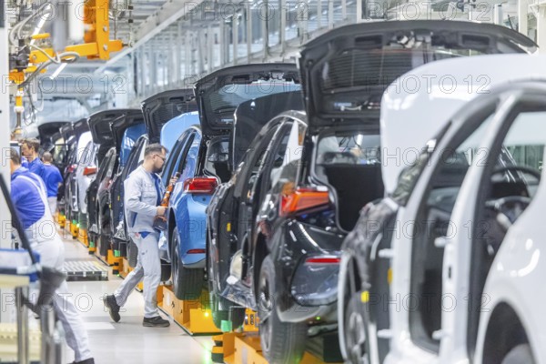 Electric car production in the assembly halls of VW in Zwickau, Zwickau, Saxony, Germany