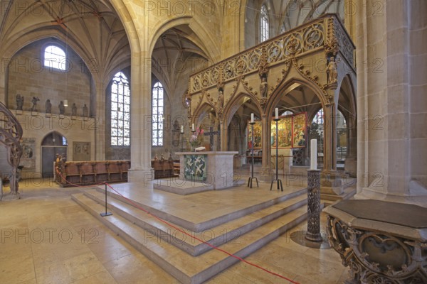 Rood screen in the late Gothic collegiate church of St George, interior view, altar, Tübingen, Neckar Valley, Baden-Württemberg, Germany