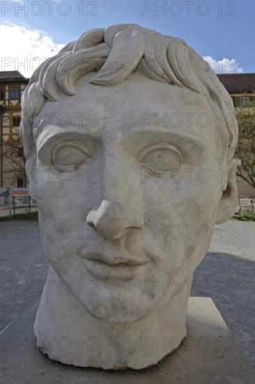 Roman Emperor Augustus head in oversize, inner courtyard, Hohentübingen Palace, Tübingen, Neckar Valley, Baden-Württemberg, Germany