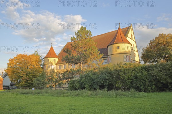 Castle built in 1558, Renaissance, corner towers, autumn atmosphere, Hirrlingen, Baden-Württemberg, Germany