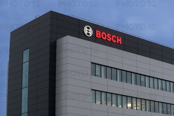 Building with Bosch logo in the evening sky, grey-blue architecture with windows, Waiblingen, Baden-Württemberg, Germany