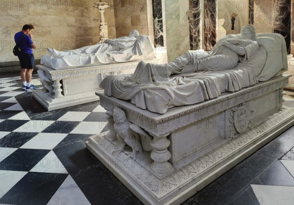 Charlottenburg Mausoleum with the marble sarcophagi of Queen Luise and Emperor Wilhelm I, Charlottenburg Palace, Berlin, Germany