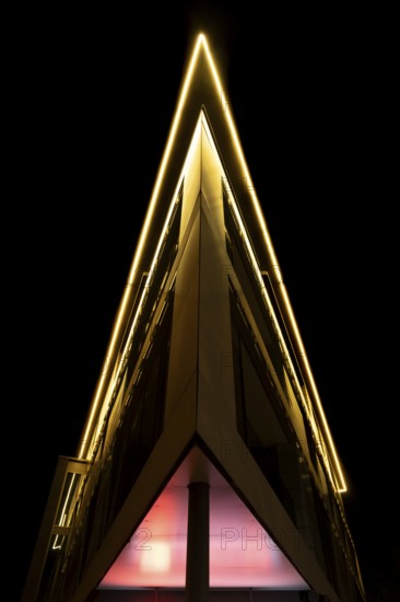 Close-up of a striking building in Hanover Herrenhausen at night, Hanover, Lower Saxony, Germany