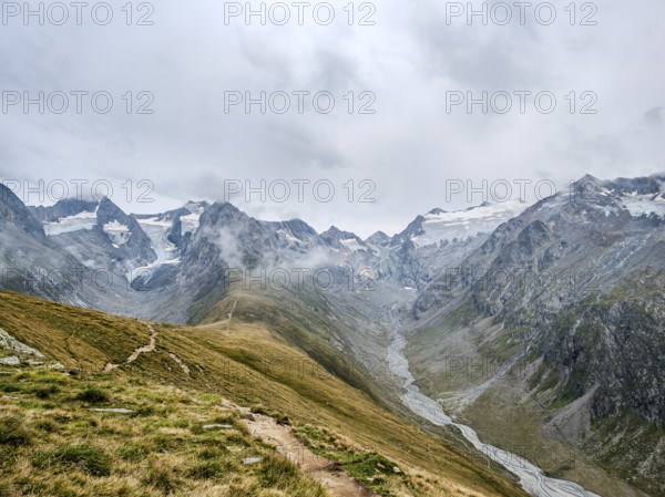 Panoramic view from the Hohe Mut over the Mutsattel and the Rotmoostal to the Gurglkamm in the Ötztal Alps, Hohe Mut Alm, Gurgl, Sölden, Tyrol, Austria
