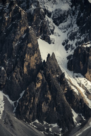Close-up of mountain peaks of the Sesto Dolomites, Haunold Group, San Candido, Val Pusteria, Dolomites, Sesto Dolomites, South Tyrol, Italy
