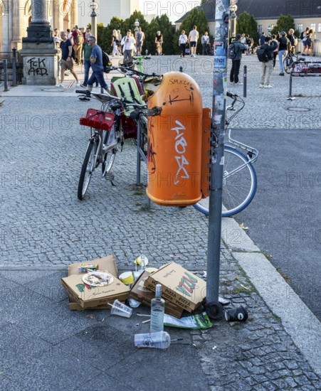 Urban rubbish, food waste at a wastepaper basket at the Bode Museum, Berlin, Germany