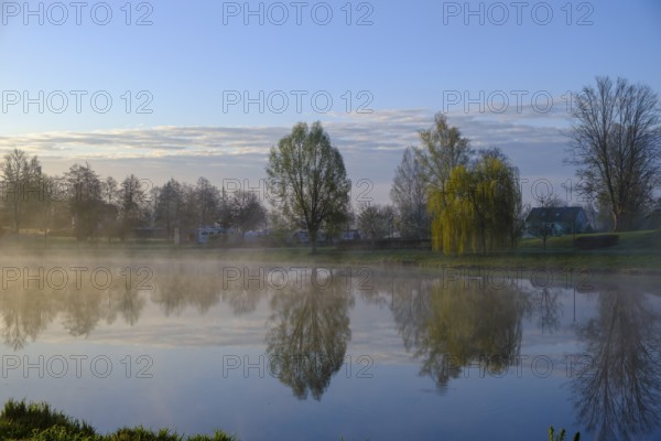 Motorhome site, morning mood, fog at the Fischhof, Tirschenreuth, Upper Palatinate, Bavaria, Germany