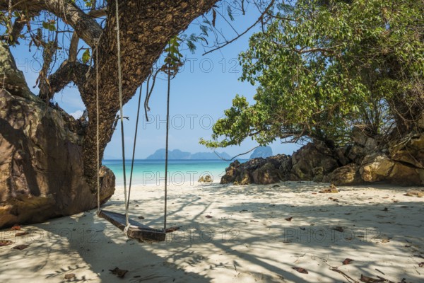 White sandy beach and rocks, Sunrise Beach, Koh Great white shark, Ko Ngai, Krabi Province, Trang, Southern Thailand, Andaman Sea, Thailand