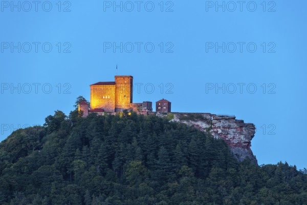 Brug Trifels at the blue hour, Annweiler, mixed forest, sandstone rock, Pfläzerwald, Rhineland-Palatinate, Germany