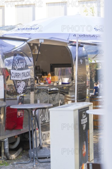 Curry snack van with open front, stainless steel look, shows interior design and menu, Sindelfingen, Böblingen district, Germany