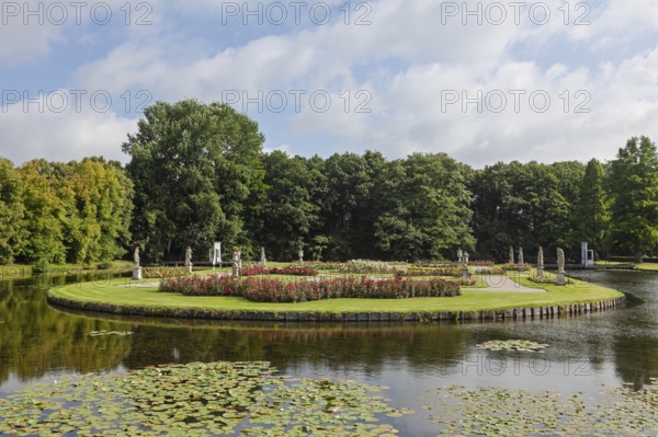 Anholt Castle Park, Isselburg, Münsterland, North Rhine-Westphalia, Germany
