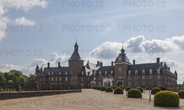 Anholt Castle, moated castle, Isselburg, Münsterland, North Rhine-Westphalia, Germany