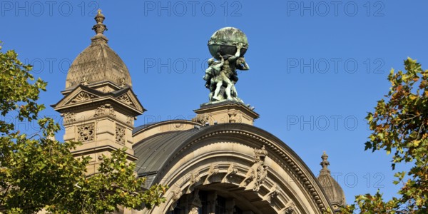 Main front of the main railway station with Atlas carrying the globe on his shoulders, Frankfurt am Main, Hesse, Germany