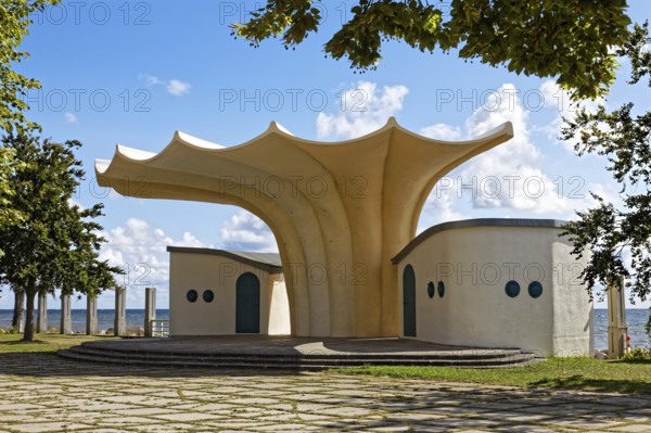 Concert pavilion in the shape of a shell, shell shape, coast near Sassnitz, Jasmund Peninsula, Rügen Island, Mecklenburg-Western Pomerania, Germany