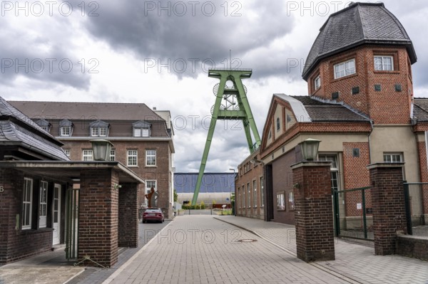 The former Lohberg coal mine in Dinslaken, now a leisure, work and residential quarter, Lohberg creative quarter, pithead frame of shaft 2, freshly renovated, North Rhine-Westphalia, Germany