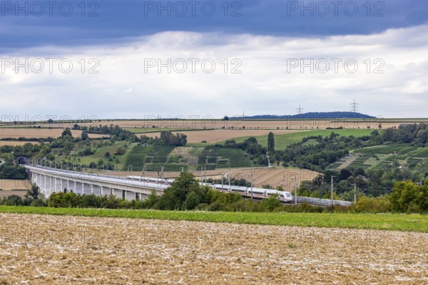 Enztal bridge with ICE. Double-track railway overpass of the high-speed line from Mannheim to Stuttgart with a length of 1044 metres // 24.08.2025: Vaihingen an der Enz, Baden-Württemberg, Germany