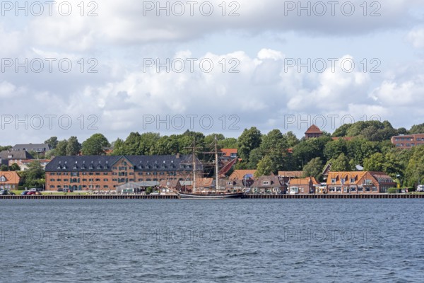 Sailing ship, Tiessenkai and Kanalstraße, Holtenau, Kiel, Schleswig-Holstein, Germany