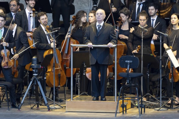 Daniel Barenboim, Conductor, West-Eastern Divan Orchestra - Daniel Barenboim and Lang Lang, Classical, open air on 10 August 2025, Waldbühne, Berlin, Germany < english> West-Eastern Divan Orchestra - Daniel Barenboim & Lang Lang, Classical, open air on August 10, 2025, Waldbühne, Berlin, Germany