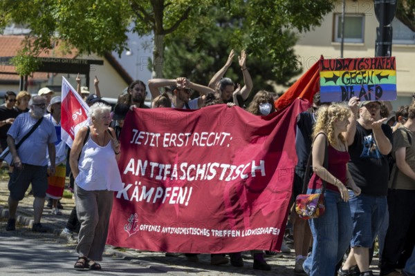 Counter-demonstration against the rally of AfD politician Joachim Paul in Ludwigshafen-Maudach***Picture: Large flag of Anitfa Ludwigshafen