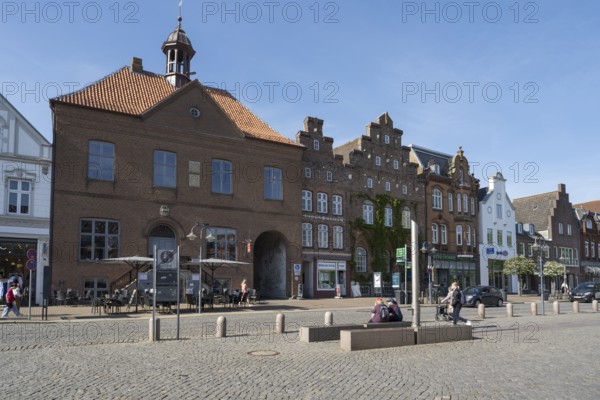 Building on the market square, Husum, North Frisia, North Sea, Schleswig-Holstein, Germany