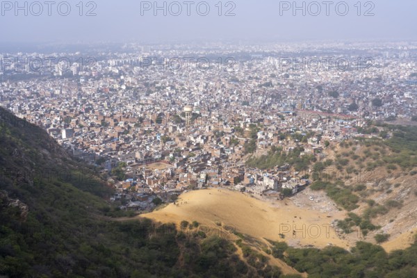 View of the city from Nahargarh Fort, Brahmanpuri, Jaipur, Rajasthan, India