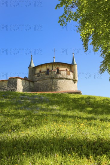 Augustenturm, cannon tower, Lichtenstein Castle, fairytale castle of Württemberg, romantic fairytale castle on the eaves of the Swabian Alb, historicism, architecture, new construction 1840-1842, according to plans by the architect Carl Alexander Heideloff, 19th century, Honau, municipality of Lichtenstein, Baden-Württemberg, Germany