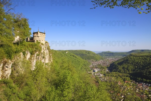 Augustenturm, cannon tower, Lichtenstein Castle, fairytale castle of Württemberg, romantic fairytale castle on the eaves of the Swabian Alb, historicism, architecture, new building 1840-1842, according to plans by architect Carl Alexander Heideloff, 19th century, rock, Honau, municipality of Lichtenstein, Baden-Württemberg, Germany