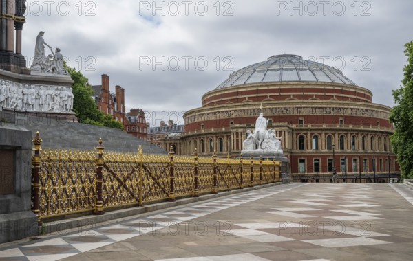 Albert Memorial and Royal Albert Hall concert hall, architects Captain Francis Fowke and Major-General Henry Y. D. Scott, Kensington, London, England, Great Britain
