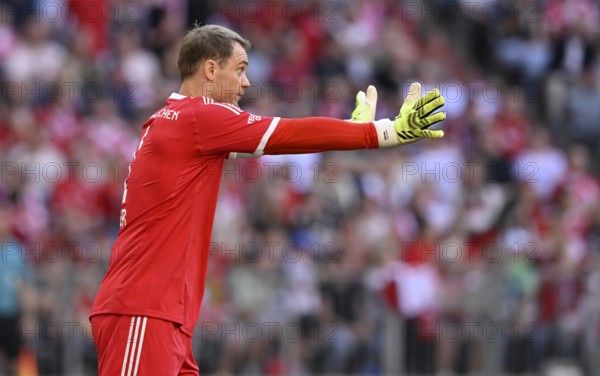 Goalkeeper Manuel Neuer FC Bayern Munich FCB (01) Gesture Gesture Telekom Cup Allianz Arena, Munich, Bavaria, Germany