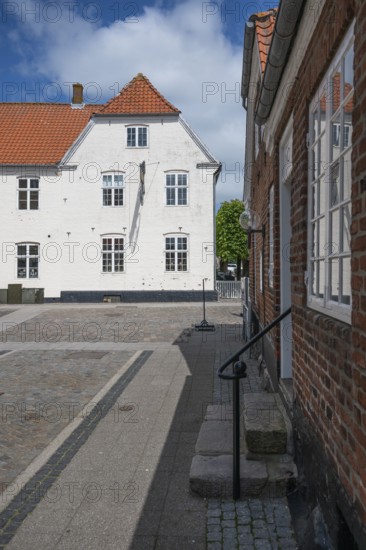Historic whitewashed building, Old Town, Ringkøbing, Ringkøbing Fjord, Denmark