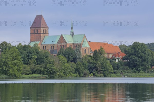 Romanesque cathedral with cathedral lake, Brick Romanesque, Brick church, Romanesque, Lake, Ratzeburg, Schleswig-Holstein, Germany