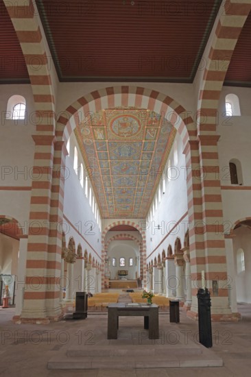 Interior view of the Ottonian UNESCO St Michael's Church, chancel, St Mary's Cathedral, Hildesheim, Lower Saxony, Germany